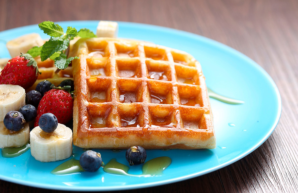 Read more about the article Banana Honey Waffles